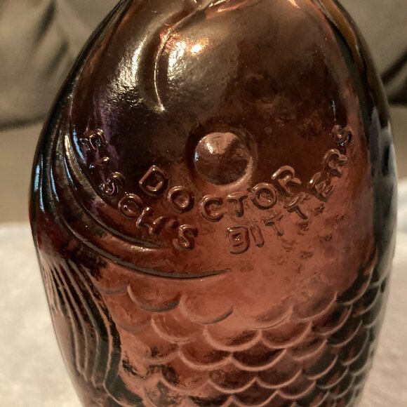 1920's Dr. Fisch’s Bitters-Wheaton Glass-Purple Amethyst Glass Fish Bottle-EUC - Picture 5 of 9